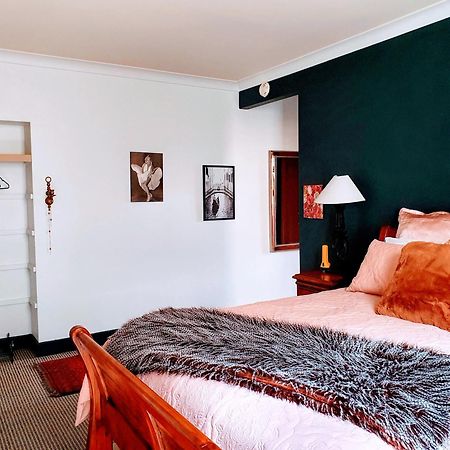 Riverton La Riviera Guesthouse מראה חיצוני תמונה