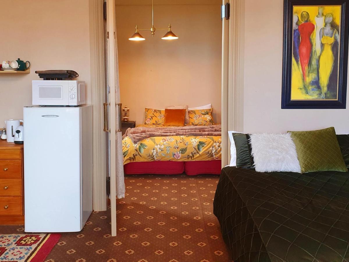 Riverton La Riviera Guesthouse מראה חיצוני תמונה